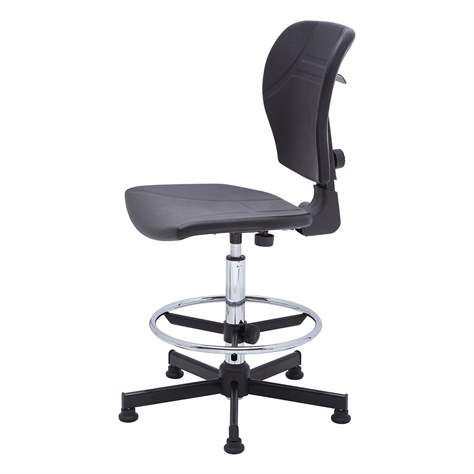 Scaun de lucru atelier productie ergonomic rotativ pentru industrie confortabil TECHNO, înalt, cu glisoare și inel de sprijin pentru picioare.