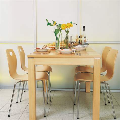 Stapelstuhl CAFE, Stahlrohrgestell verchromt, Schalensitz Buchensperrholz - Nowy Styl Group - Bild3