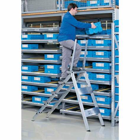 Klappbare Sicherheitstreppen, 5 Alu-Stufen mit Gummibelag