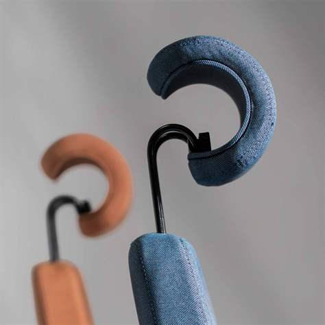 Bürodrehstuhl BJARG mit Kopfstütze, hohe Rückenlehne, Synchronmechanik, Stoffbezug RIVET, Farbe blau - Nowy Styl Group - Bild8