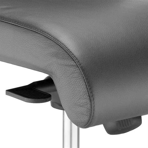 Manager-Sessel NEO-LUX mit Armlehnen, Stahlgestell verchromt, Weichlederbezug - Schwarz - Nowy Styl Group - Bild5