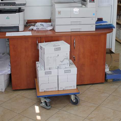 Transportroller 500 x 500 mm, Tragfähigkeit 400 kg, Ladefläche mit Riefenblech, Farbe Anthrazit RAL7016 - Cordes - Bild2