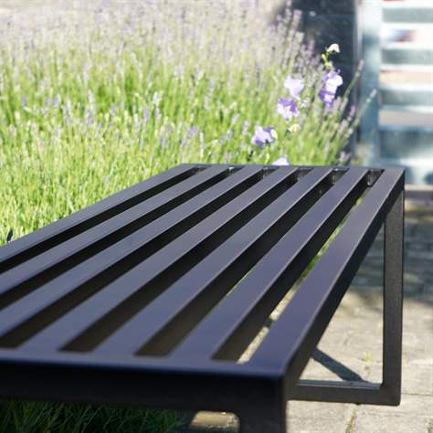 Parkbank Madrid ohne Rückenlehne, Stahlkonstruktion, Länge 1,5 m, Farbe schwarz RAL9005 - Bild3