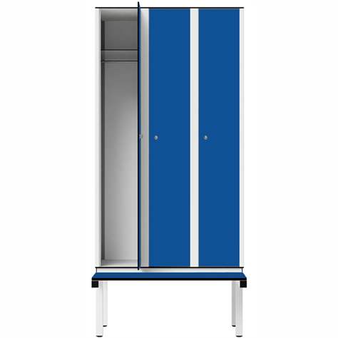 Šatní skříň pro vlhké prostory z laminátu, 3 x 300 mm, na lavici, otočná závora, dveře modré