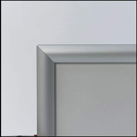 Alu-Klapprahmen, Format A0, mit Spitzecken