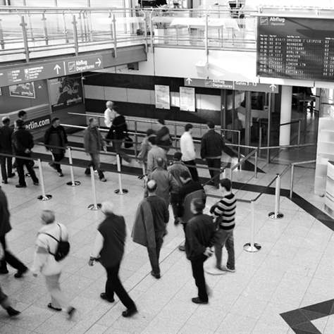 Personalleitsystem - Gurtpfosten Classic, Gurtlänge 2,3m, pulverbeschichtet Schwarz / Gurt Schwarz - Bild4