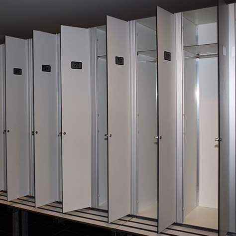 Garderobenschrank aus HPL für Nassbereiche, 2 x 400 mm, mit Bank, Zylinderschloß, Türfarbe Blau - Bild4