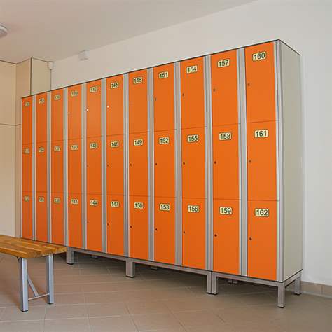Garderobenschrank aus HPL für Nassbereiche, geteilt, 6 Fächer, B. 600 mm, 4 Füße, Drehriegel, Farbe Gelb - Bild4
