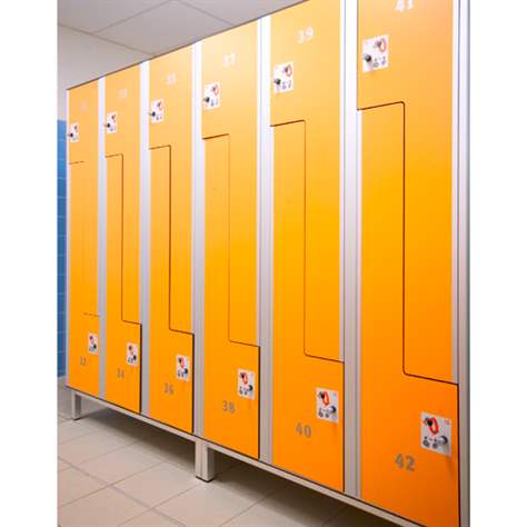 Garderobenschrankaus HPL für Nassbereiche 'Z', 2 x 400 mm, 4 Füße, Drehriegel, Türfarbe Gelb - Bild3