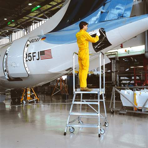 Scară punte cu trepte pe 1 parte - scară platformă cu trepte pe o parte, înălțime platformă 960 mm, 4 fuscele/trepte aluminiu antialunecare - imagine3