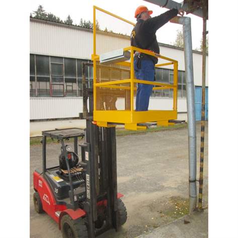 Platformă lucru, nacelă pentru stivuitor - autoîncărcător cu furcă, cap. port. 250 kg