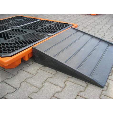 Auffahrrampe aus Kunststoff