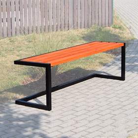 Parkbank London ohne Rückenlehne, Stahlkonstruktion mit Massivholzleisten Farbton Mahagon, Länge 1,58 m