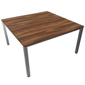 Besprechungstisch, Farbe Nussbaum, B x T: 1400 x 1400 mm, eckiges Säulen-Gestell, matt