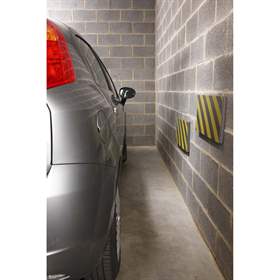 Bandă de protecție, autoadezivă, Lxlăț.xH: 500 x 250 x 50 mm, culoare galben-negru, unitate de ambalare - 2 buc.