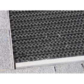 Schmutzfangmatte Brushwell im Einbaurahmen, Preis für m2, Farbe Schwarz
