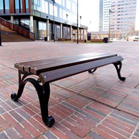 Parkbank Milano ohne Rückenlehne, Gussgestell mit Massivholzleisten Farbton Palisander, Länge 1,7 m