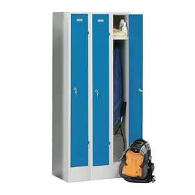 Dulap metalic pentru vestiar cu soclu, sudat, economie de spațiu, 3 x 250 mm, uși albastre RAL5012