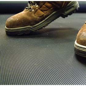 Industrie-Bodenbelag Cobarib 10 x 0,9 m, schwarz