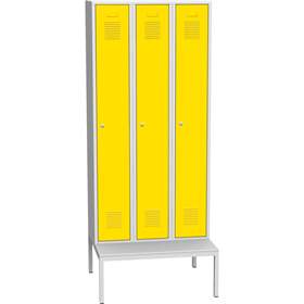 Garderobenschrank, geschweißt, 3 x 300 mm, Türfarbe gelb RAL1023, mit untergebauter Sitzbank